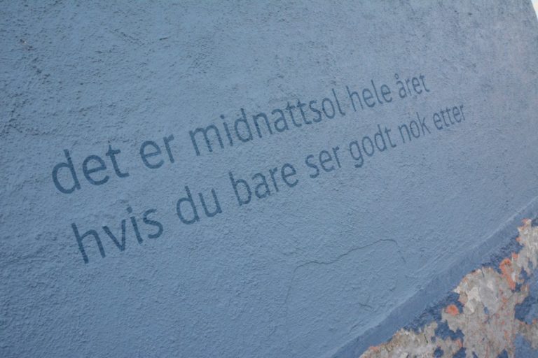 Look out for writing on the blue walls. Photo: Knut Hansvold / nordnorge.com