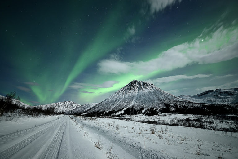 Vinterveier ved Sørfjorden, innerst i Vesterålen © Marius Birkeland